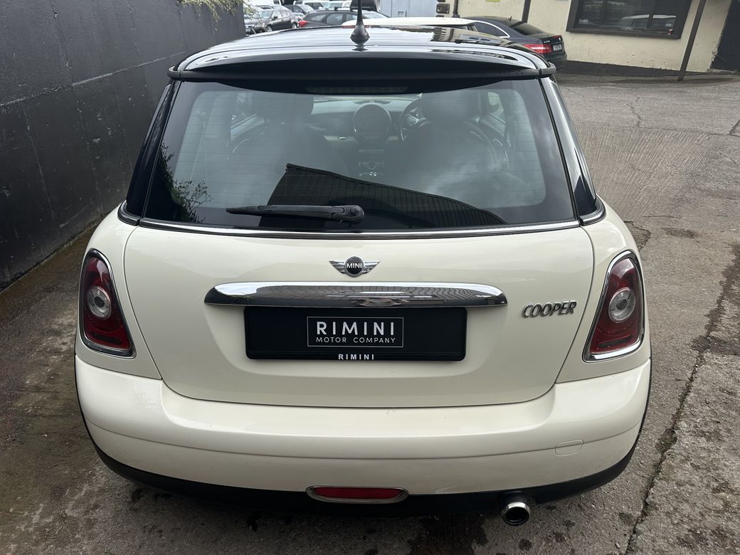 2010 Mini Hatch