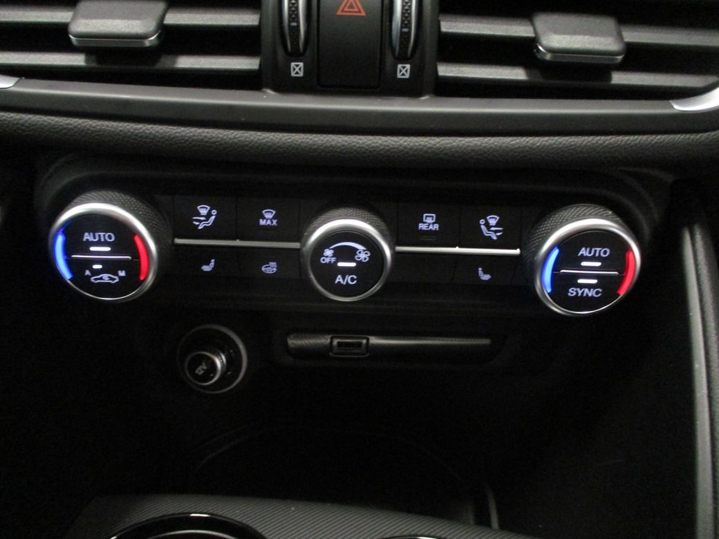 2025 Alfa Romeo Giulia