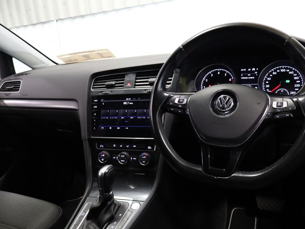 2017 Volkswagen Golf