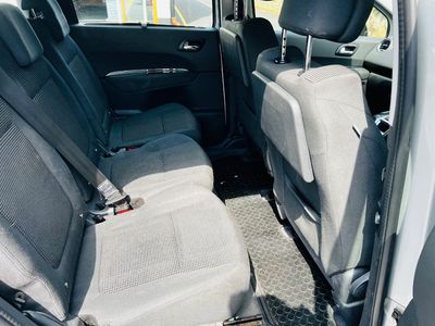 2016 Peugeot 5008