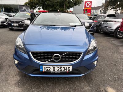 2016 Volvo V40