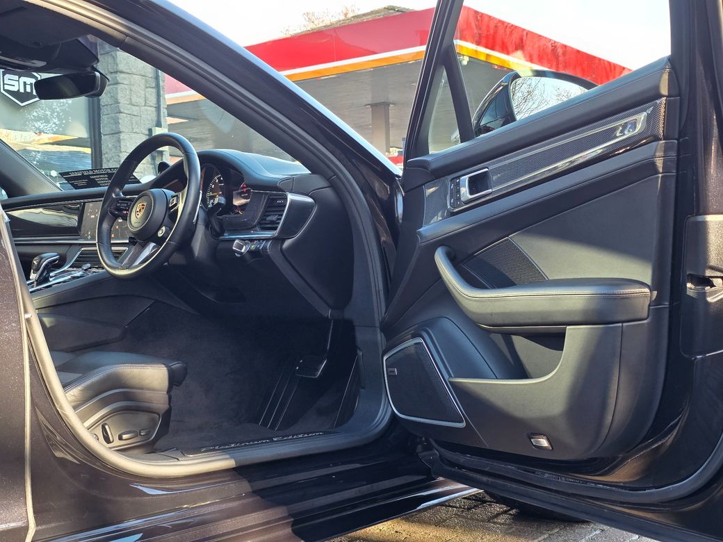 2023 Porsche Panamera