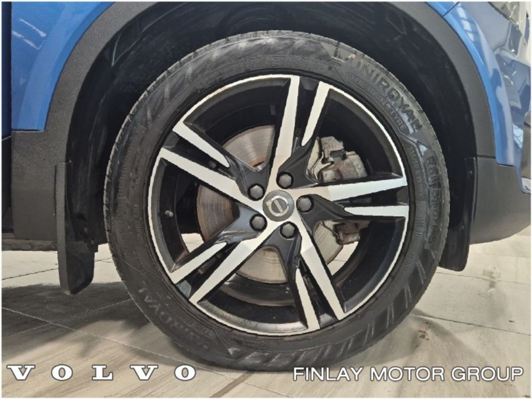 2021 Volvo XC40