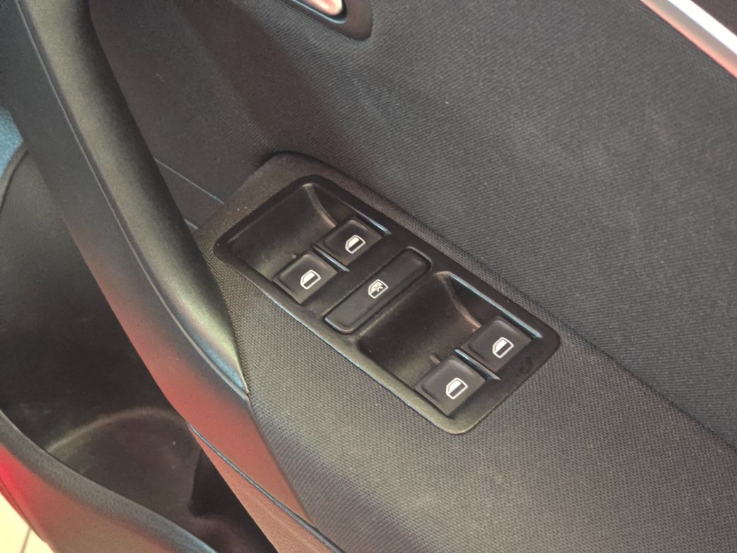 2016 Volkswagen Polo