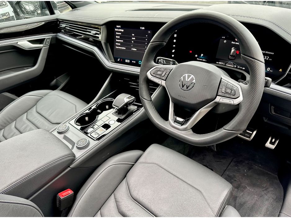 2025 Volkswagen Touareg