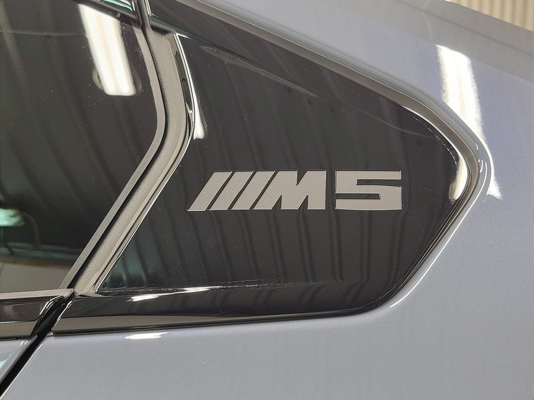 2026 BMW M5
