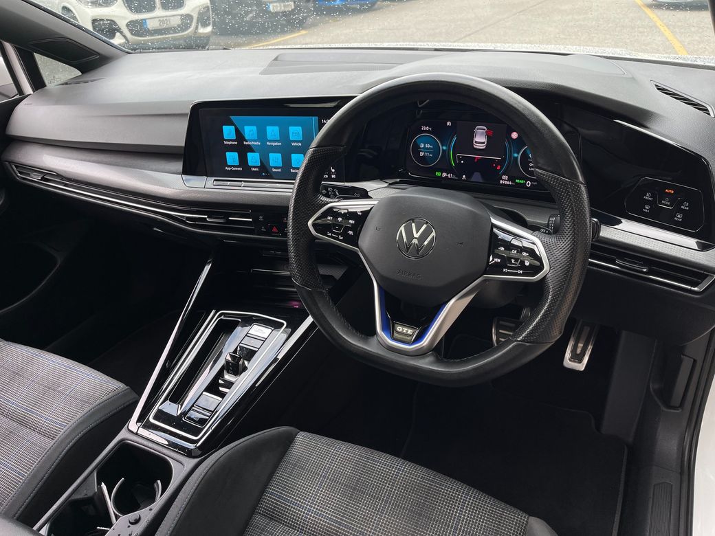 2023 Volkswagen Golf