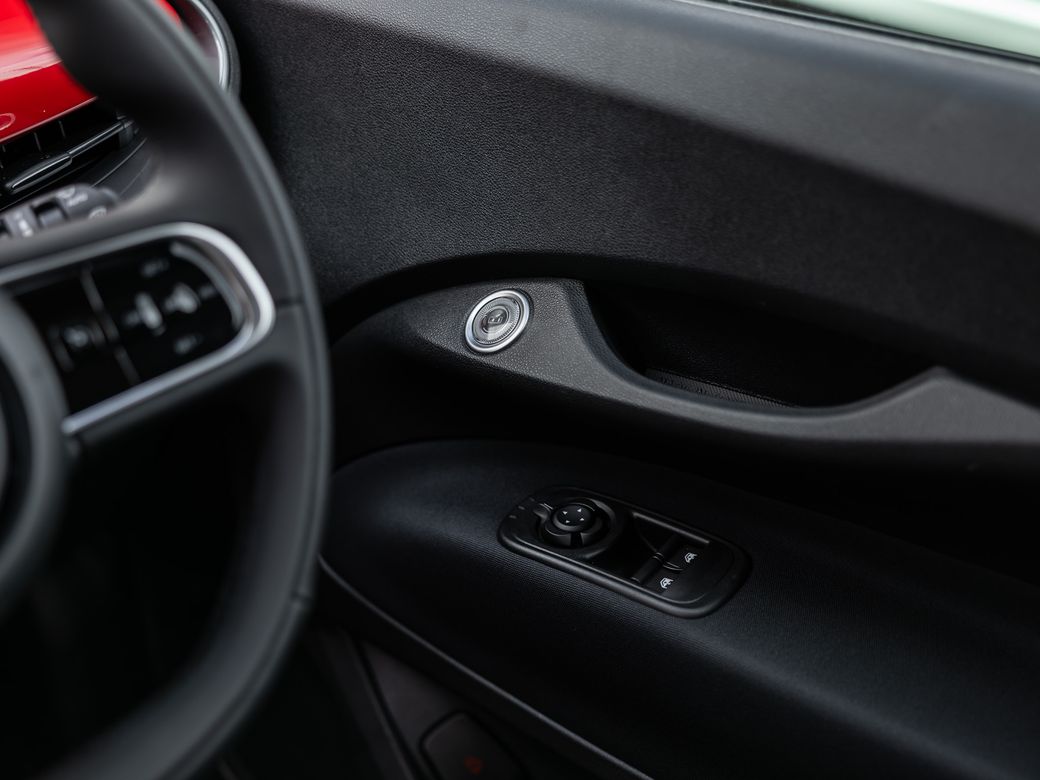 2025 Fiat 500
