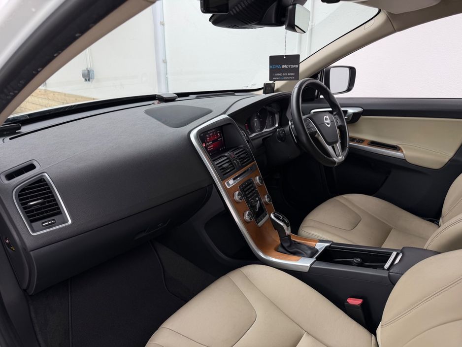 2017 Volvo XC60