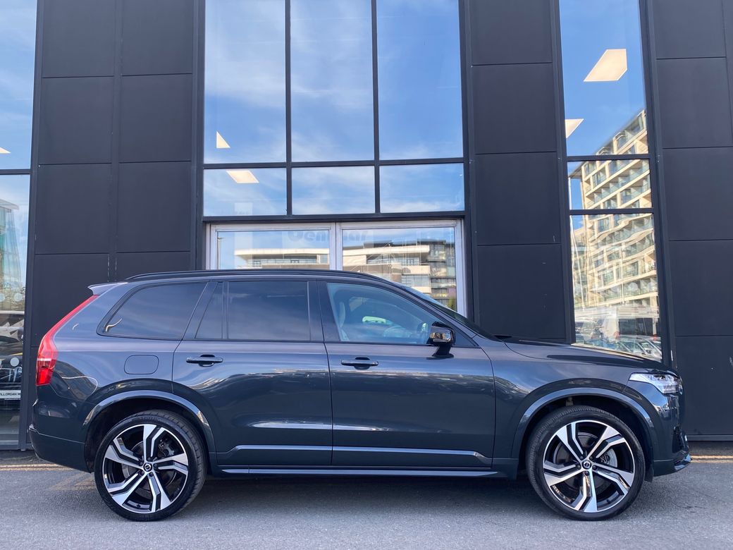 2022 Volvo XC90