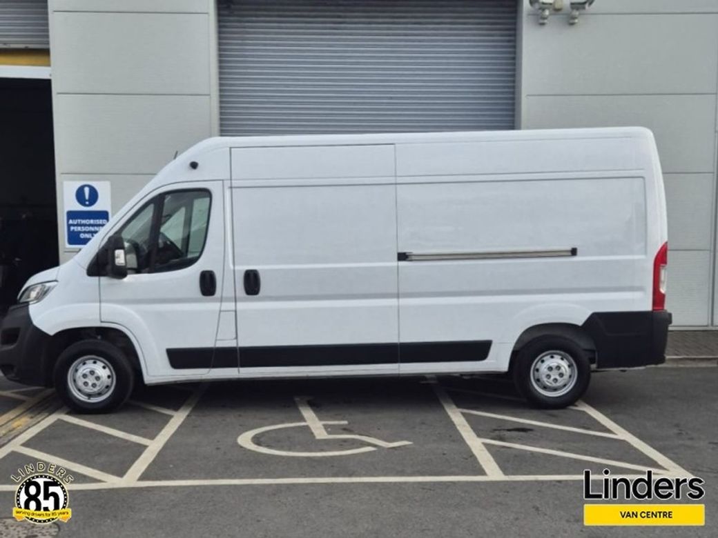 2023 Opel Movano