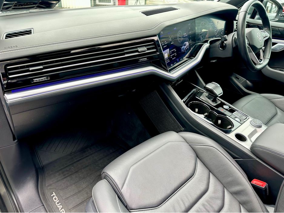 2022 Volkswagen Touareg