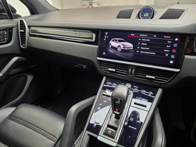 2023 Porsche Cayenne