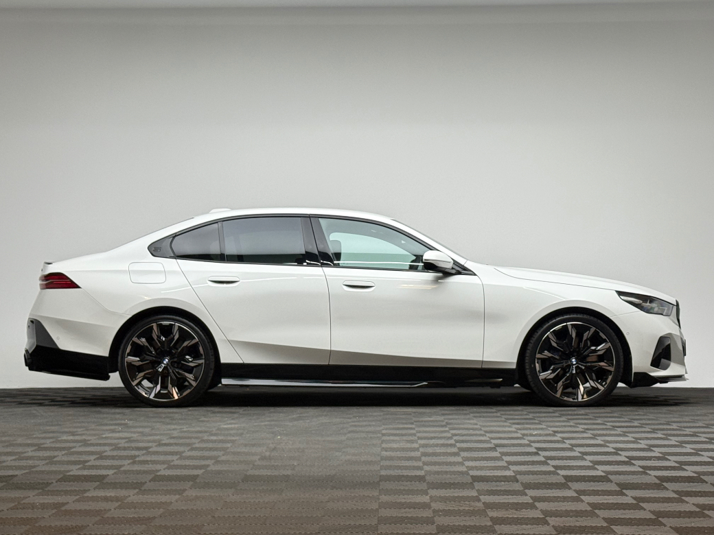 2025 BMW 5 Series