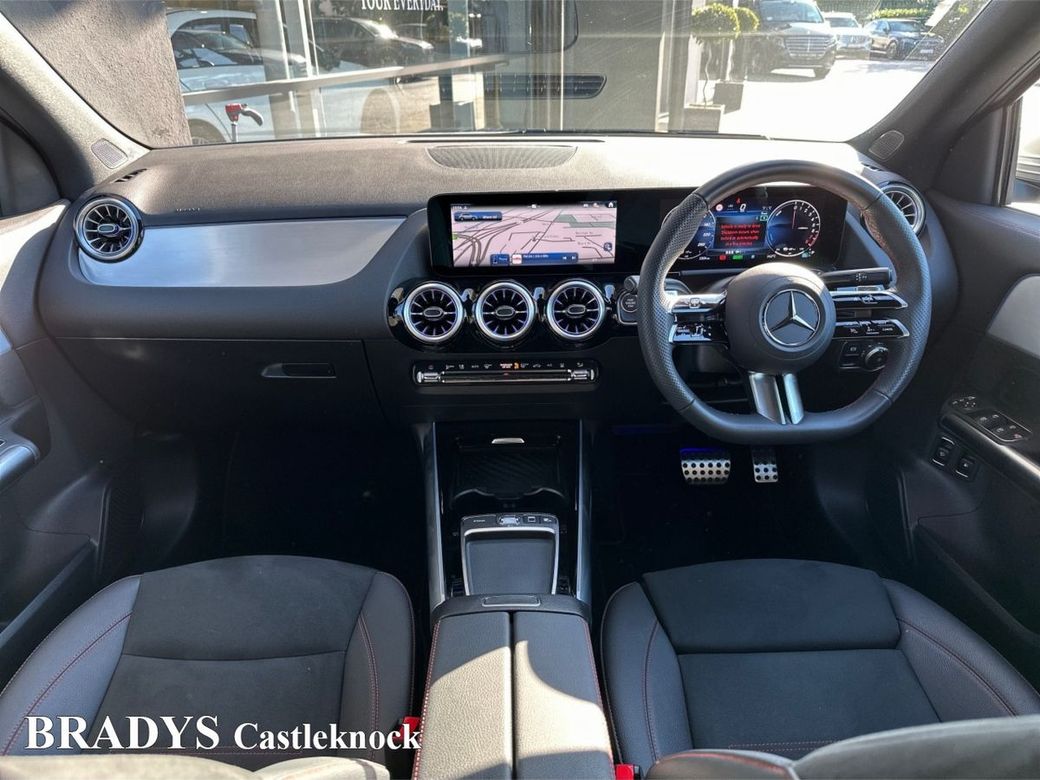 2025 Mercedes-Benz GLA Class