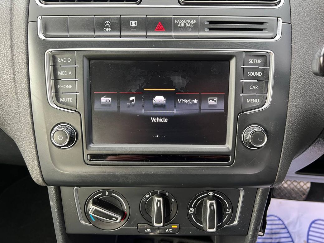 2015 Volkswagen Polo