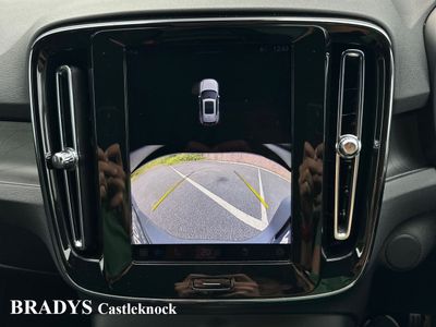 2024 Volvo XC40