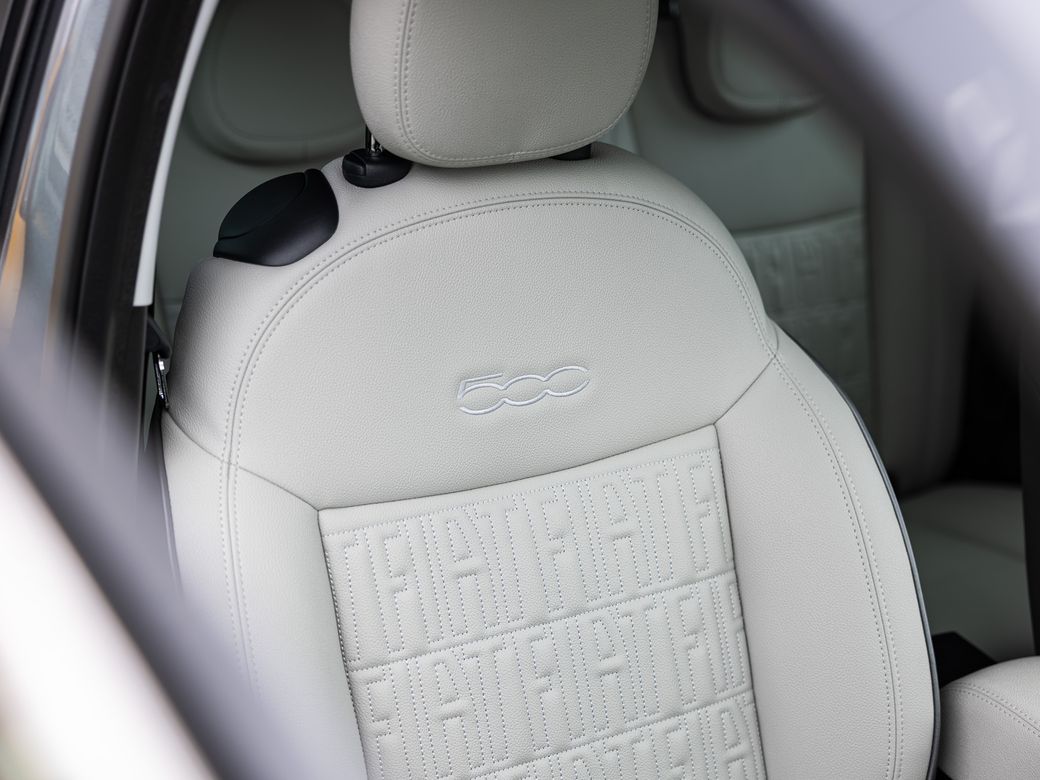 2025 Fiat 500e