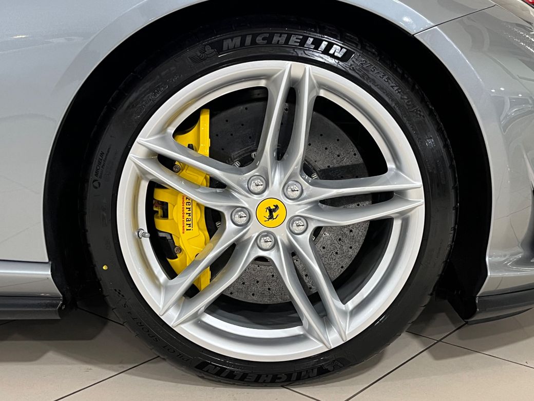 2019 Ferrari 812 Superfast