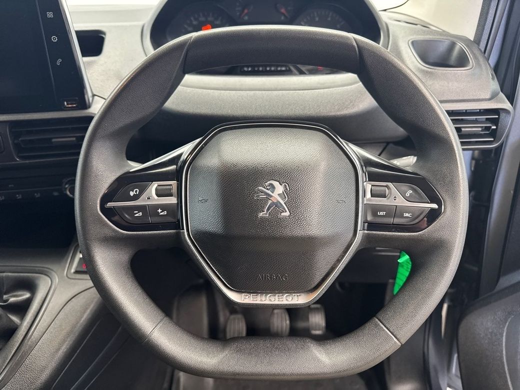 2023 Peugeot Partner