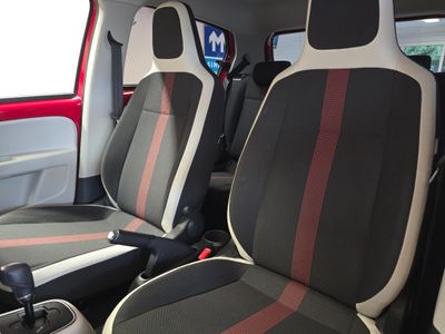2018 Volkswagen up!