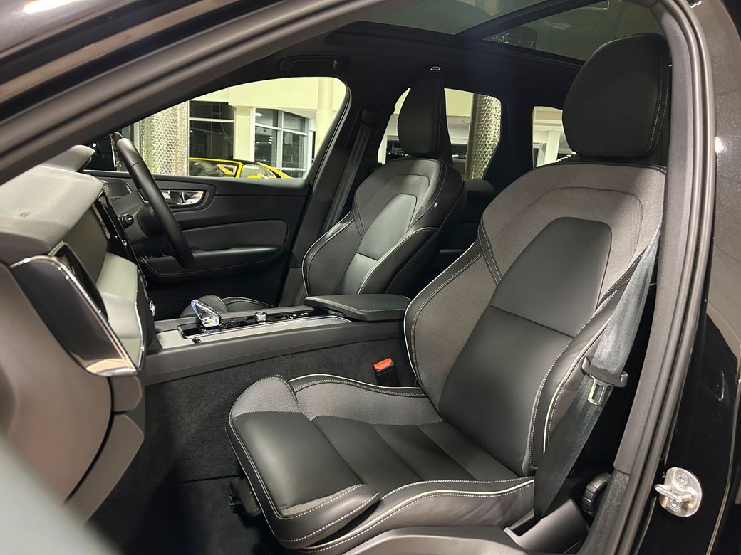 2025 Volvo XC60