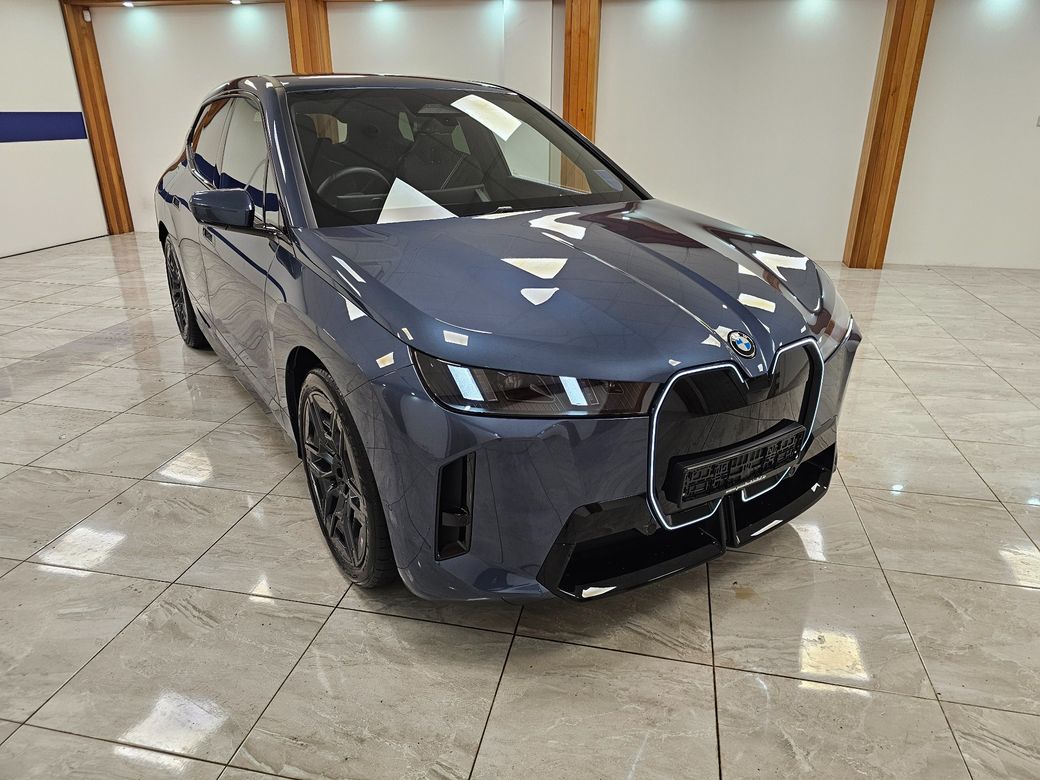 2026 BMW iX