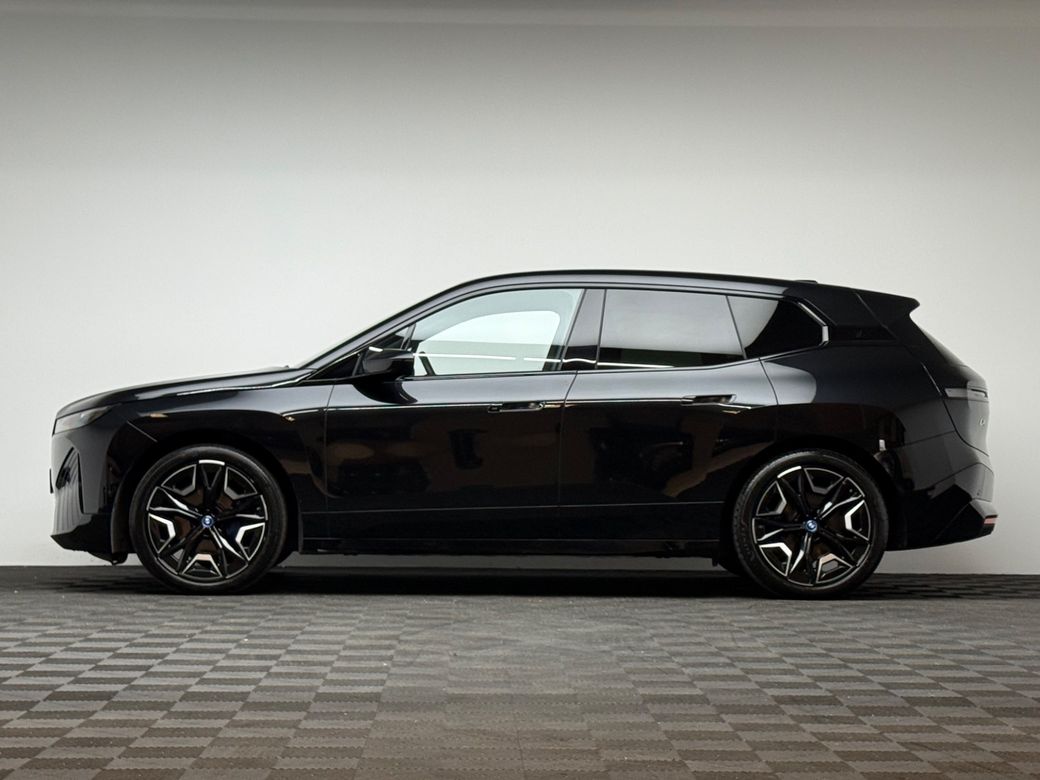 2024 BMW iX