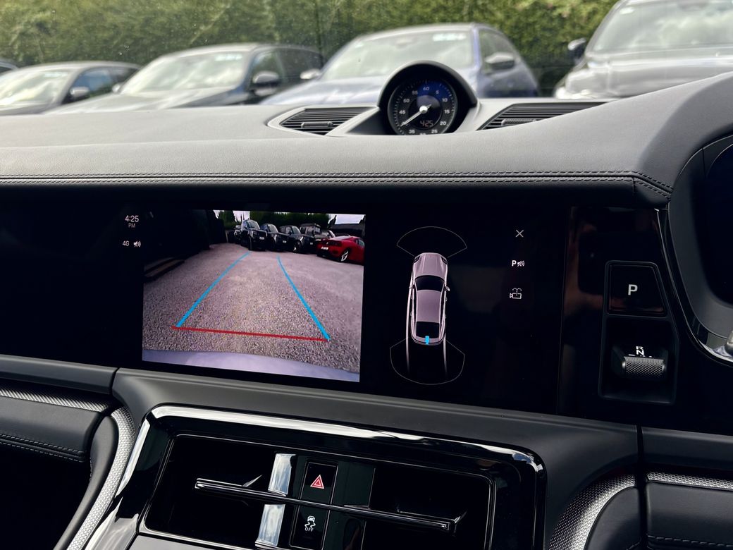 2025 Porsche Panamera