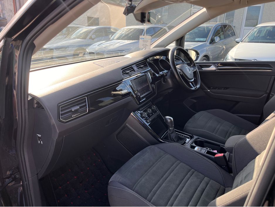 2016 Volkswagen Touran