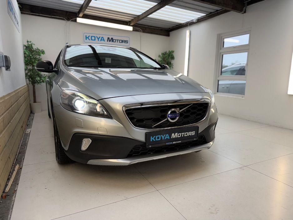 2016 Volvo V40