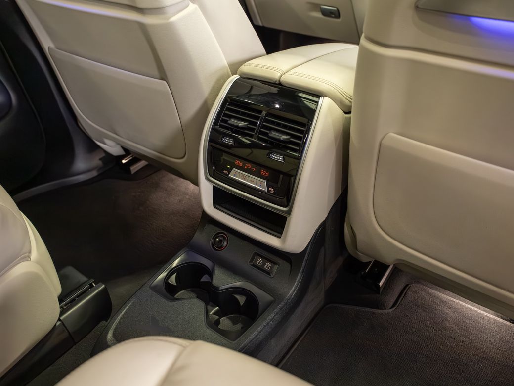 2022 BMW X7