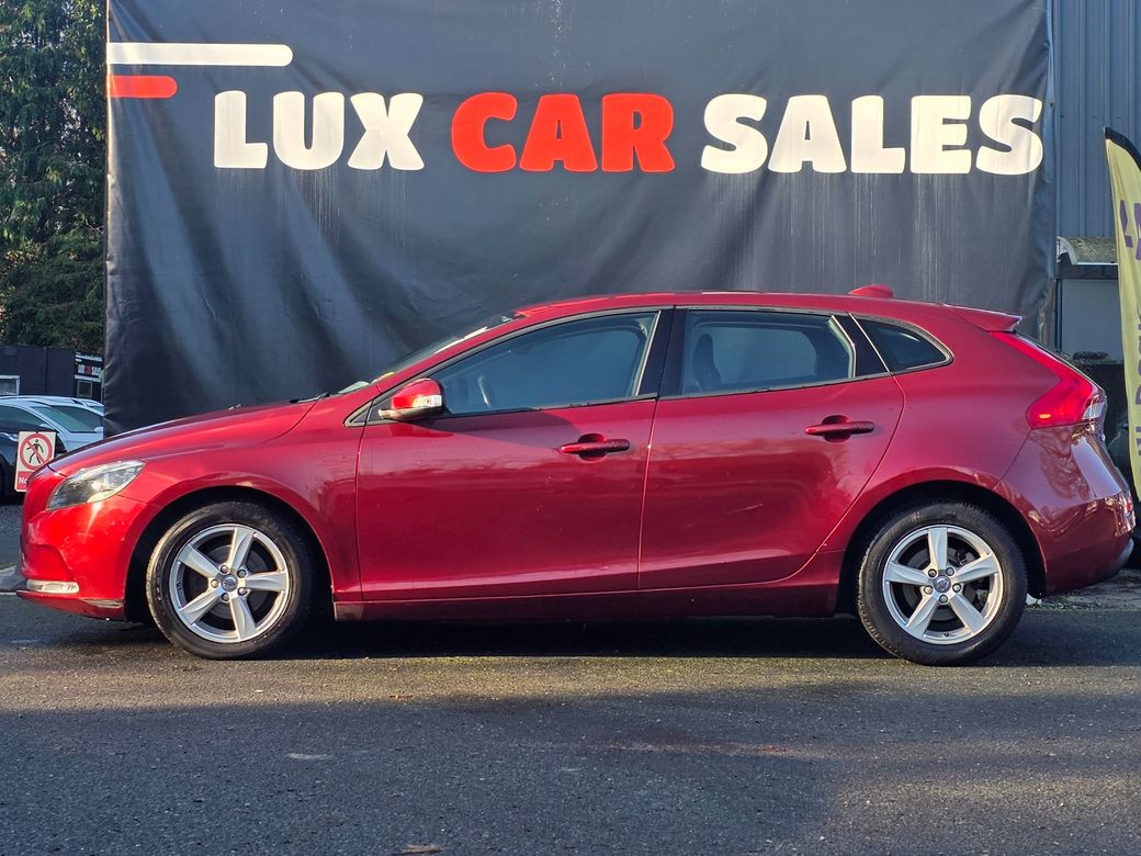 2015 Volvo V40