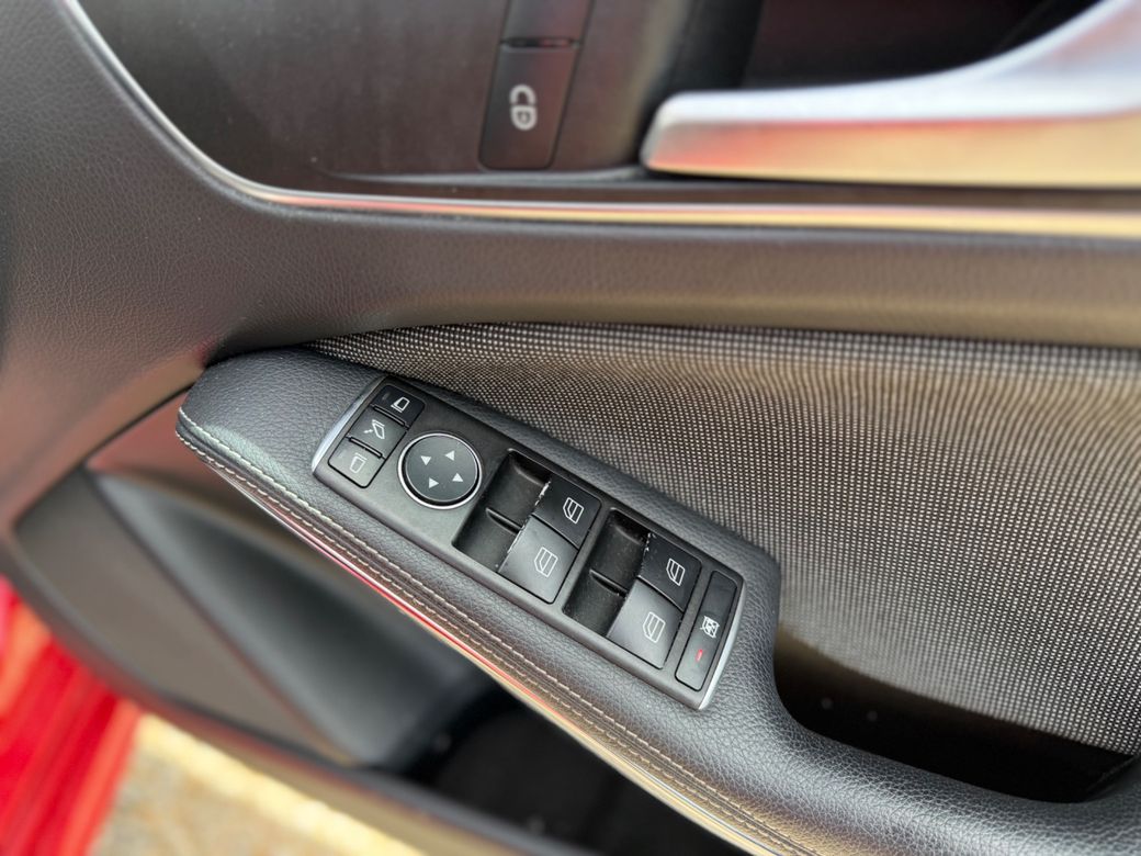 2017 Mercedes-Benz A 180