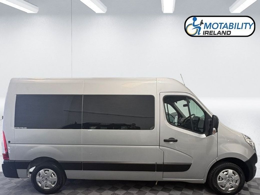 2015 Renault Master