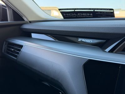 2022 Audi e-tron