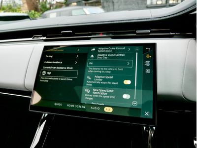 2025 Land Rover Range Rover Sport