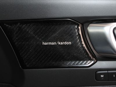 2020 Volvo XC40