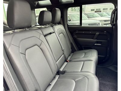 2025 Land Rover Defender