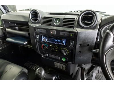 2017 Land Rover Defender