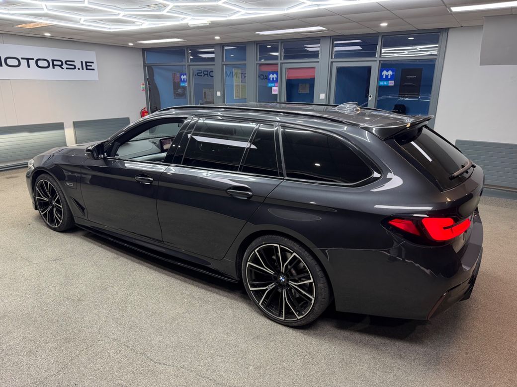 2022 BMW 5 Series