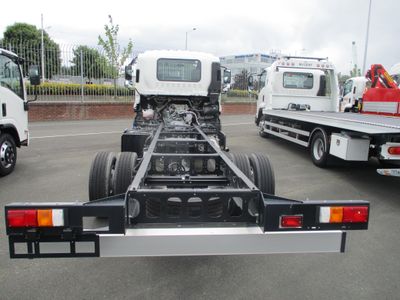 2025 Isuzu NPR