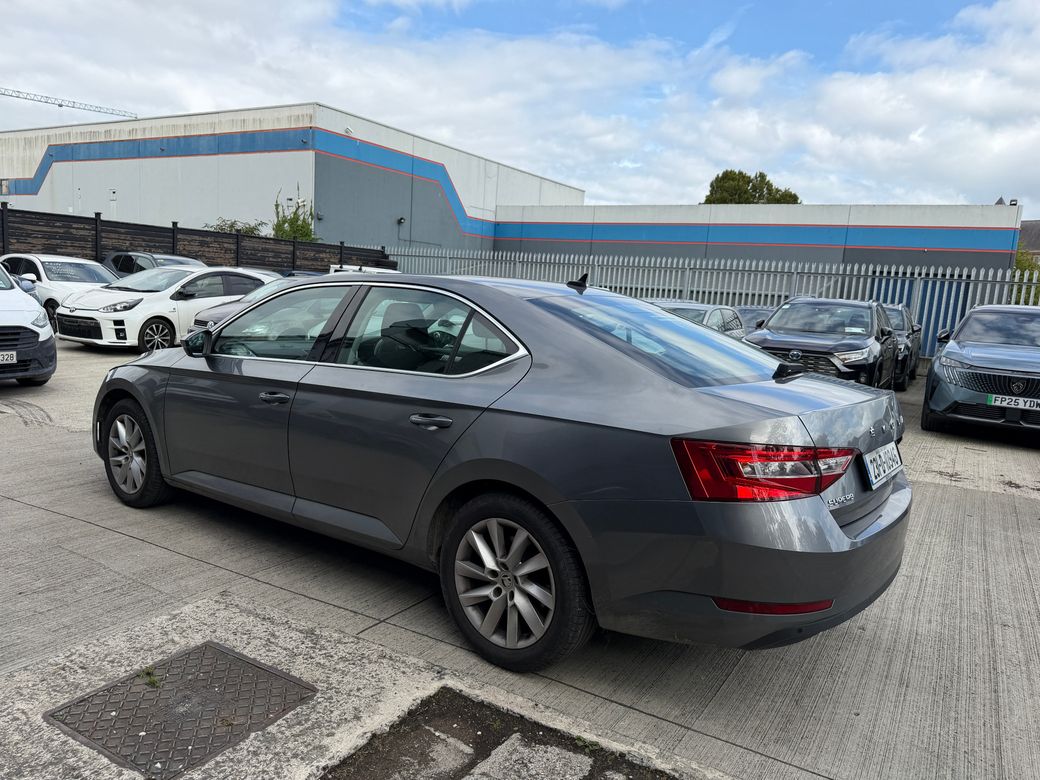 2023 Skoda Superb