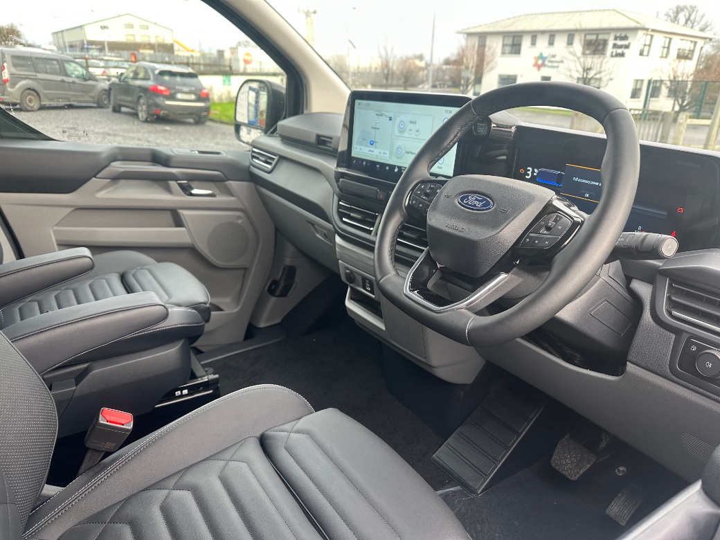 2026 Ford Tourneo Custom