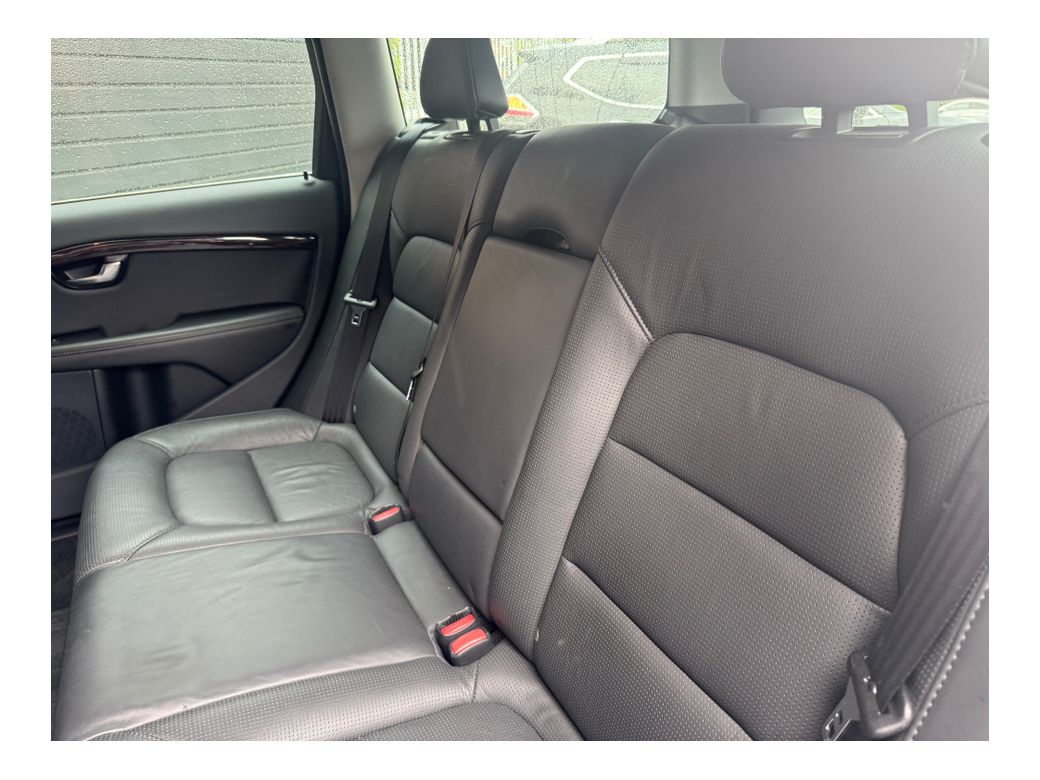 2012 Volvo V70
