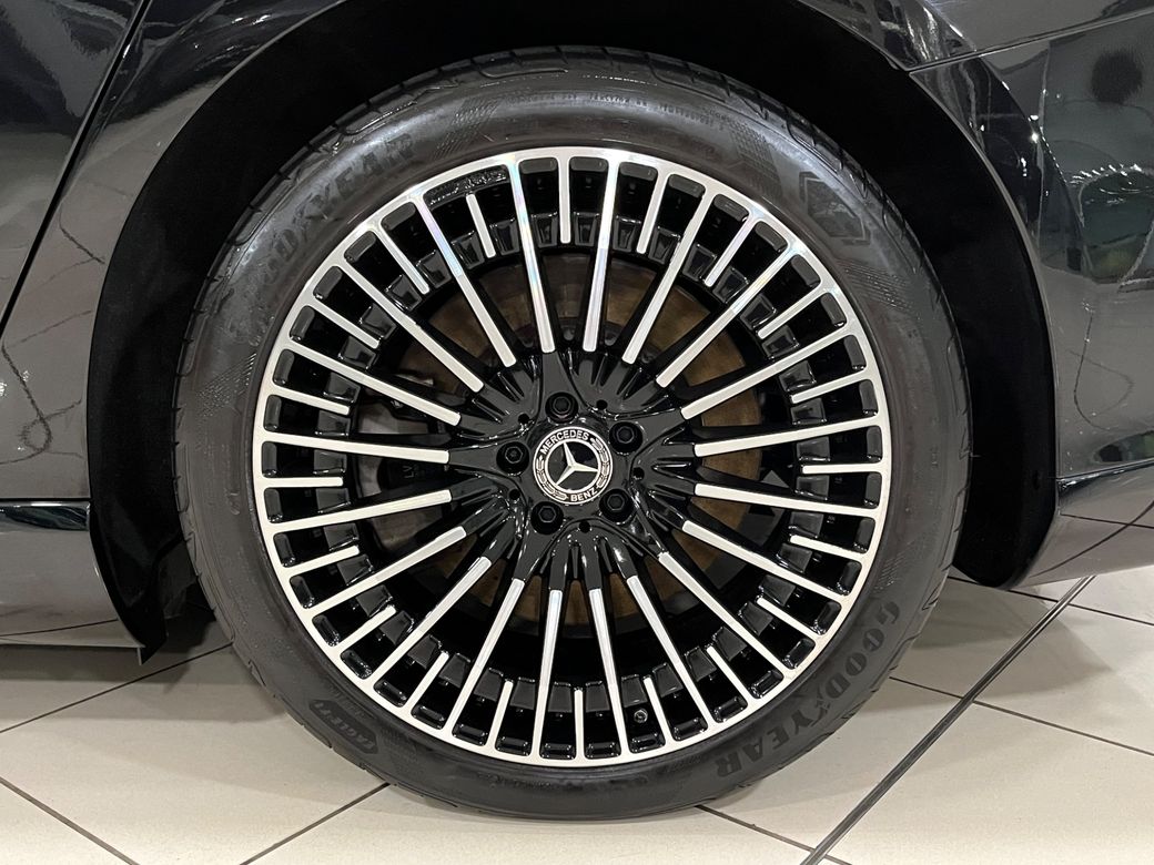 2022 Mercedes-Benz EQS