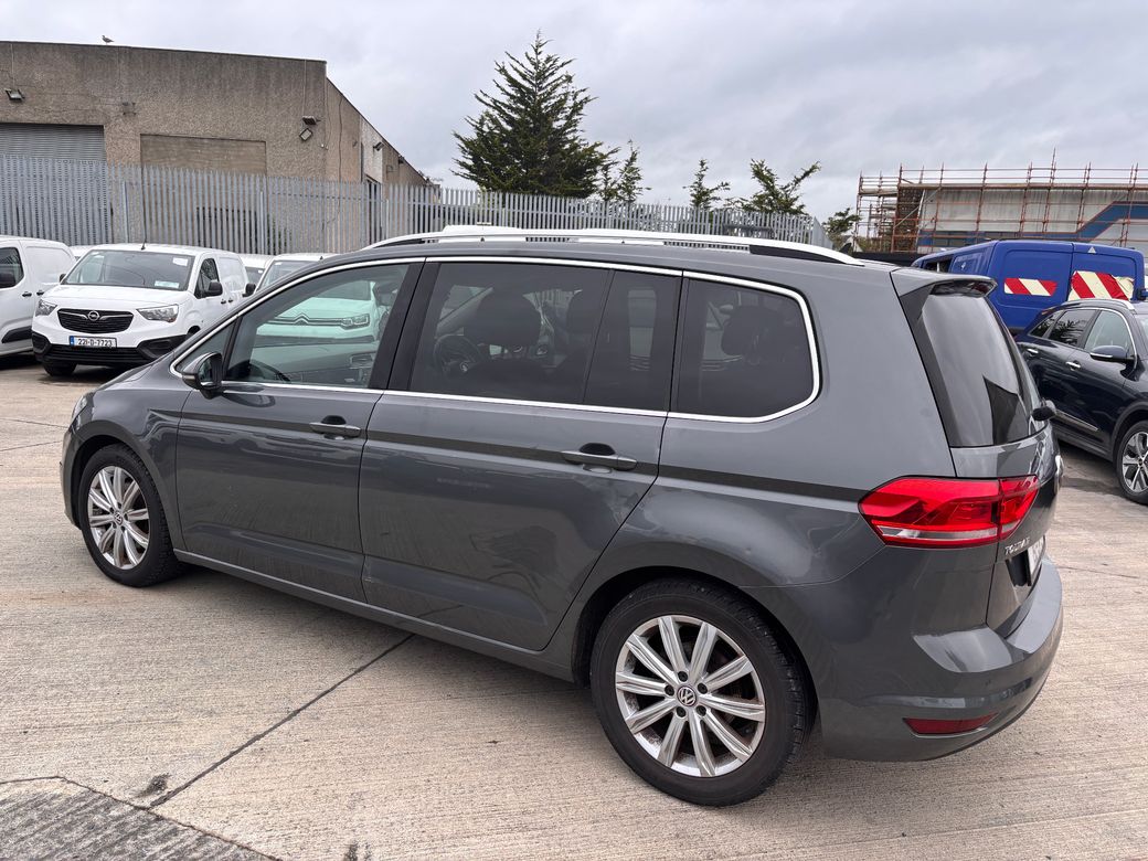 2019 Volkswagen Touran