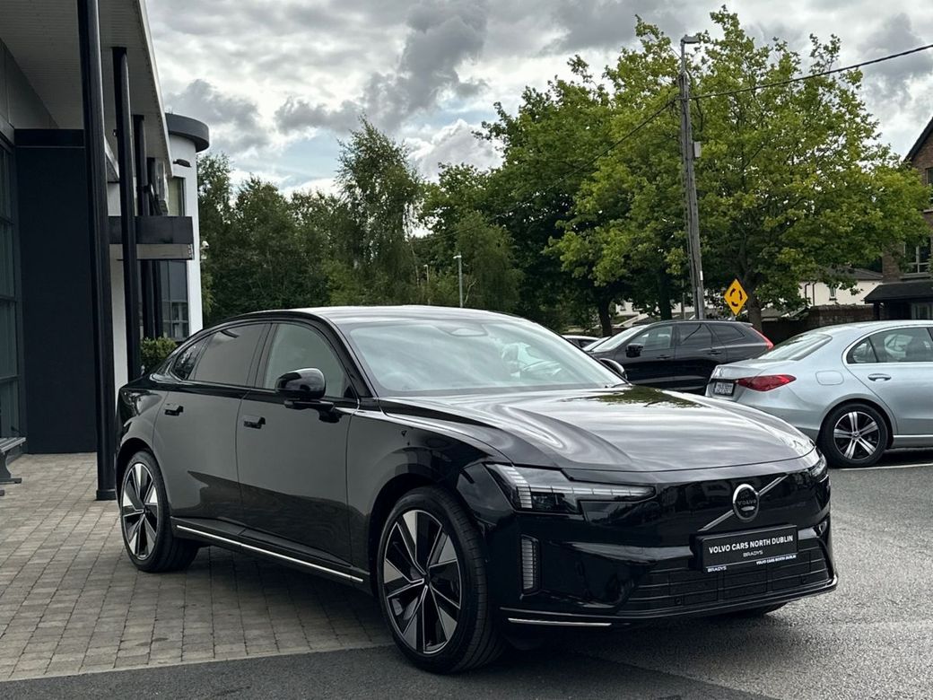 2026 Volvo ES90