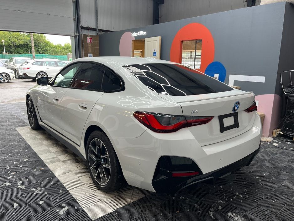 2025 BMW i4
