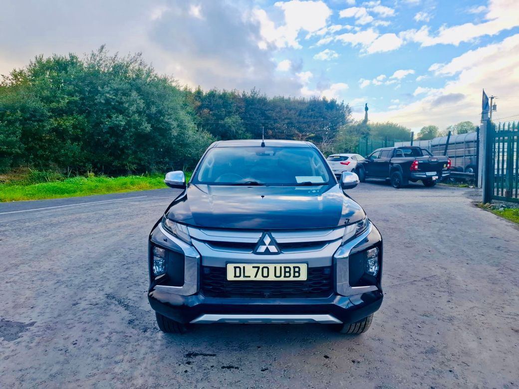 2020 Mitsubishi L200